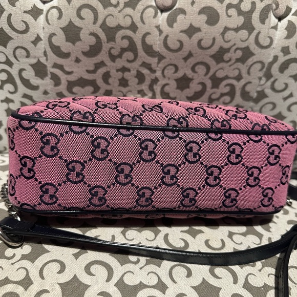 Gucci GG Marmont Pink and Navy Crossbody Bag - Picture 3 of 9